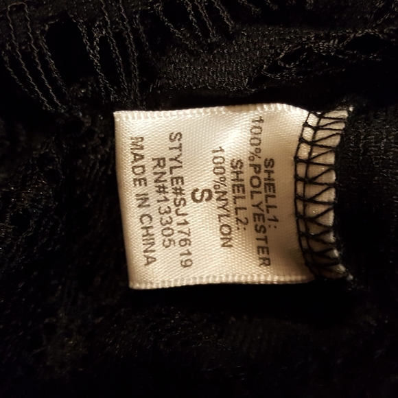 NWT BO HO LACE BELL SLEEVE S, BLACK BY SAN JOY. - Picture 4 of 15